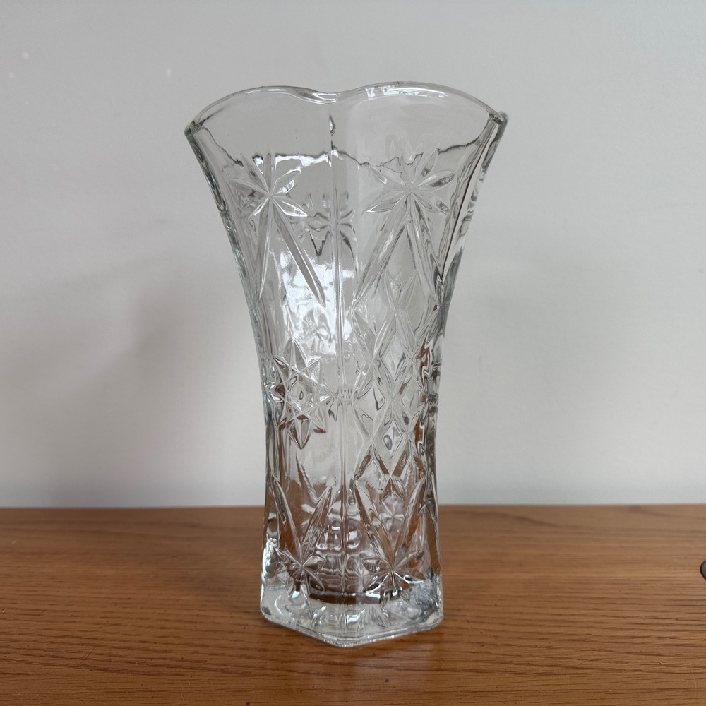 Anchor Hocking Glass Starburst‎ Etched Vase Decorative Table Centerpiece Decor